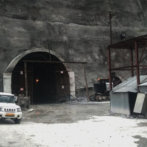 Tunnel portal entrance